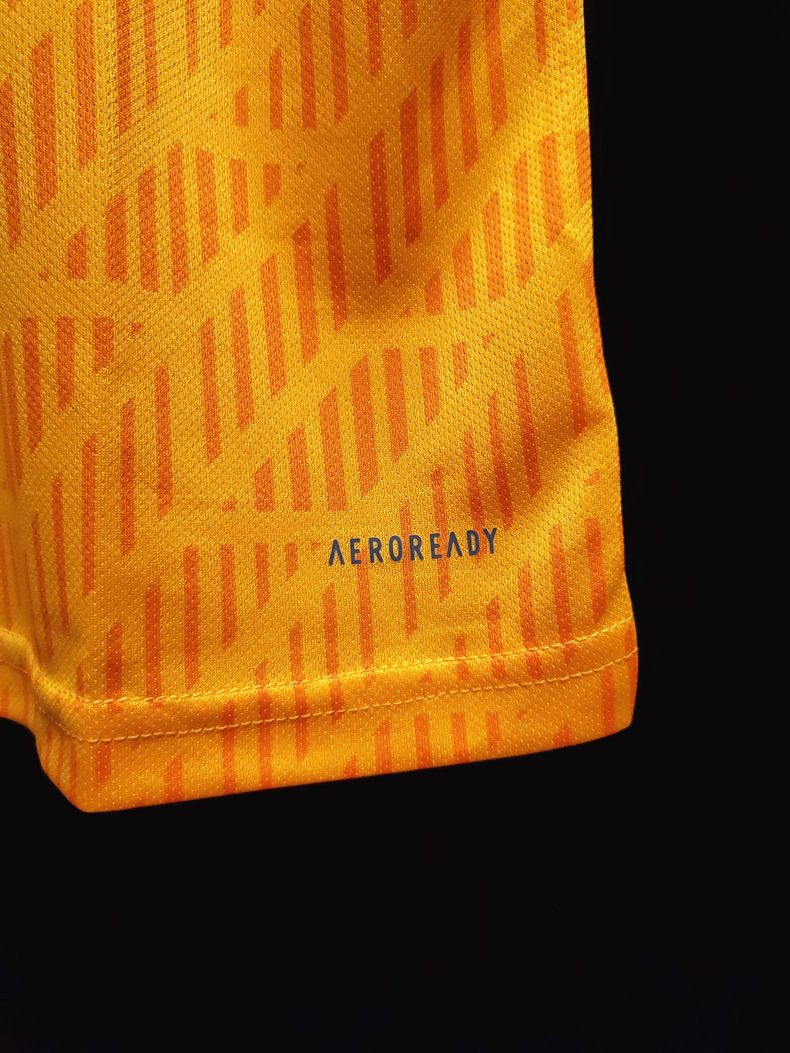 Football Shirt Wolves Home 20-21 extra 2