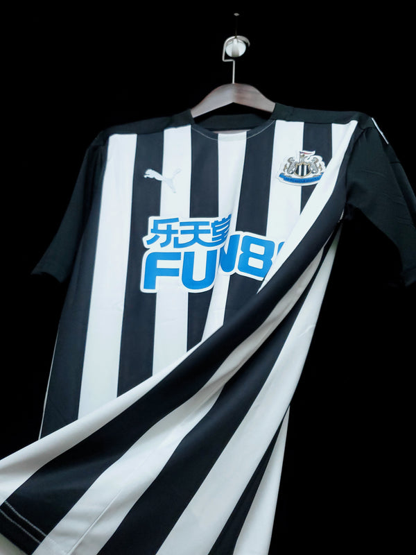 Football Shirt Newcastle United Home 20-21 back