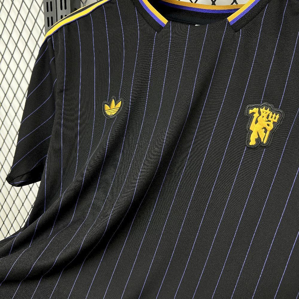 Football Shirt Manchester United Terrace Icons 25-26 extra 2