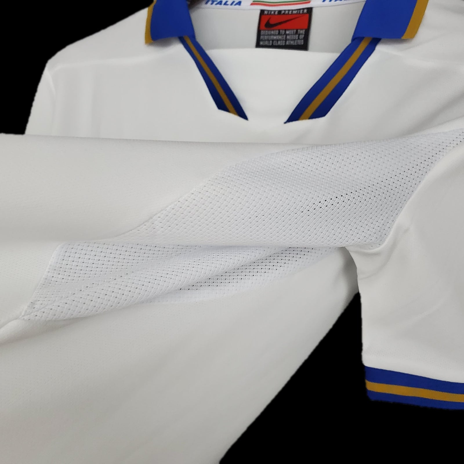 Football Shirt Italy Away 96-97 Retro extra 2