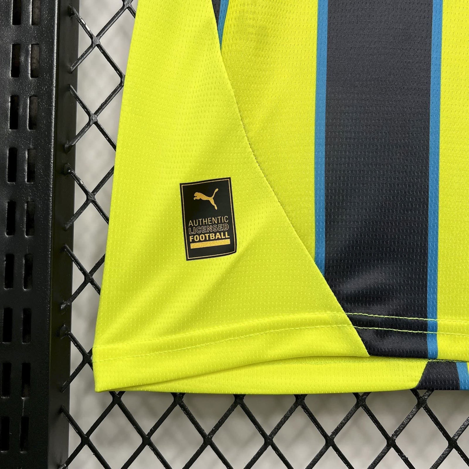 Football Shirt Manchester City Away 24-25 extra 1