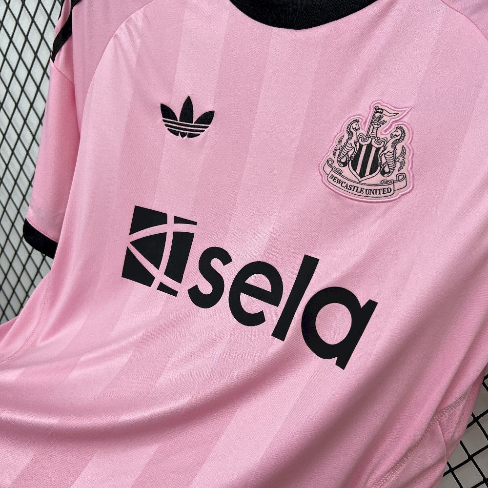 Football Shirt Newcastle United Goalkeeper 25-26 extra 1