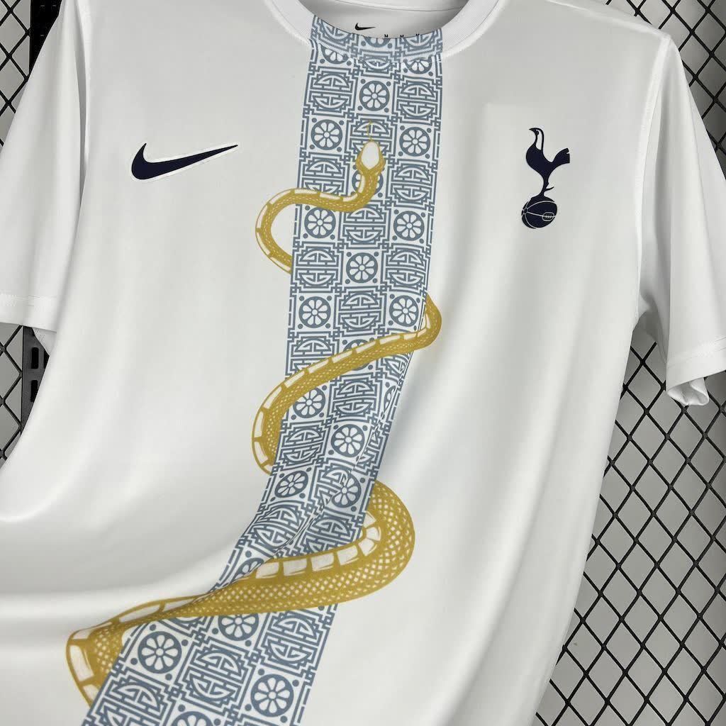 Football Shirt Tottenham Hotspur White Gold Snake Edition 25-26 extra 2