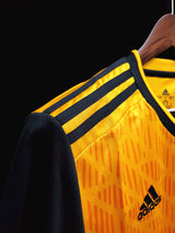 Football Shirt Wolves Home 20-21 extra 3