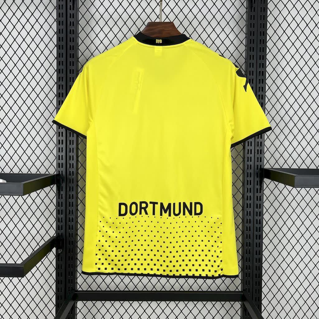 Football Shirt Borussia Dortmund Home 11-12 Retro back