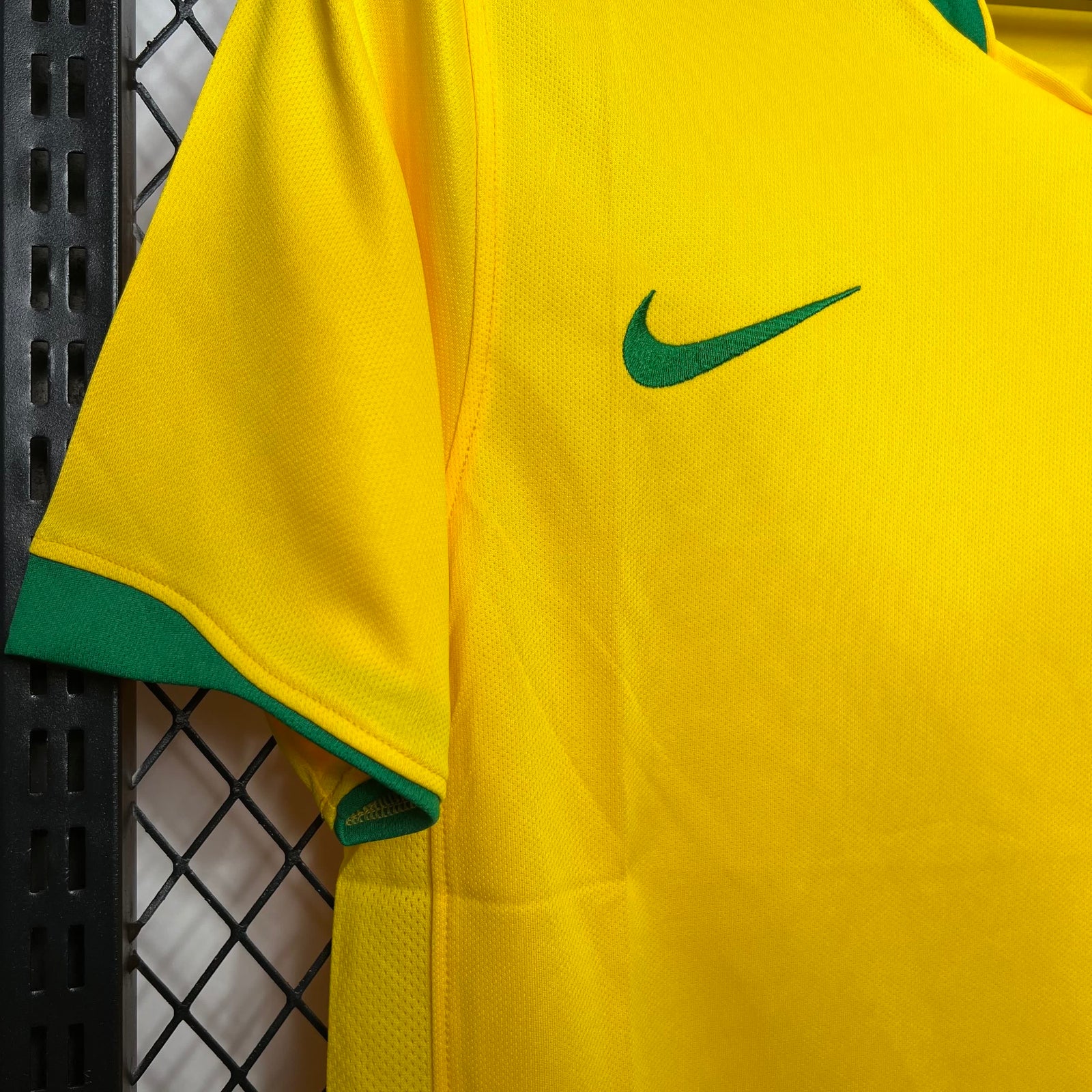 Football Shirt Brazil Home 06-07 Retro extra 2