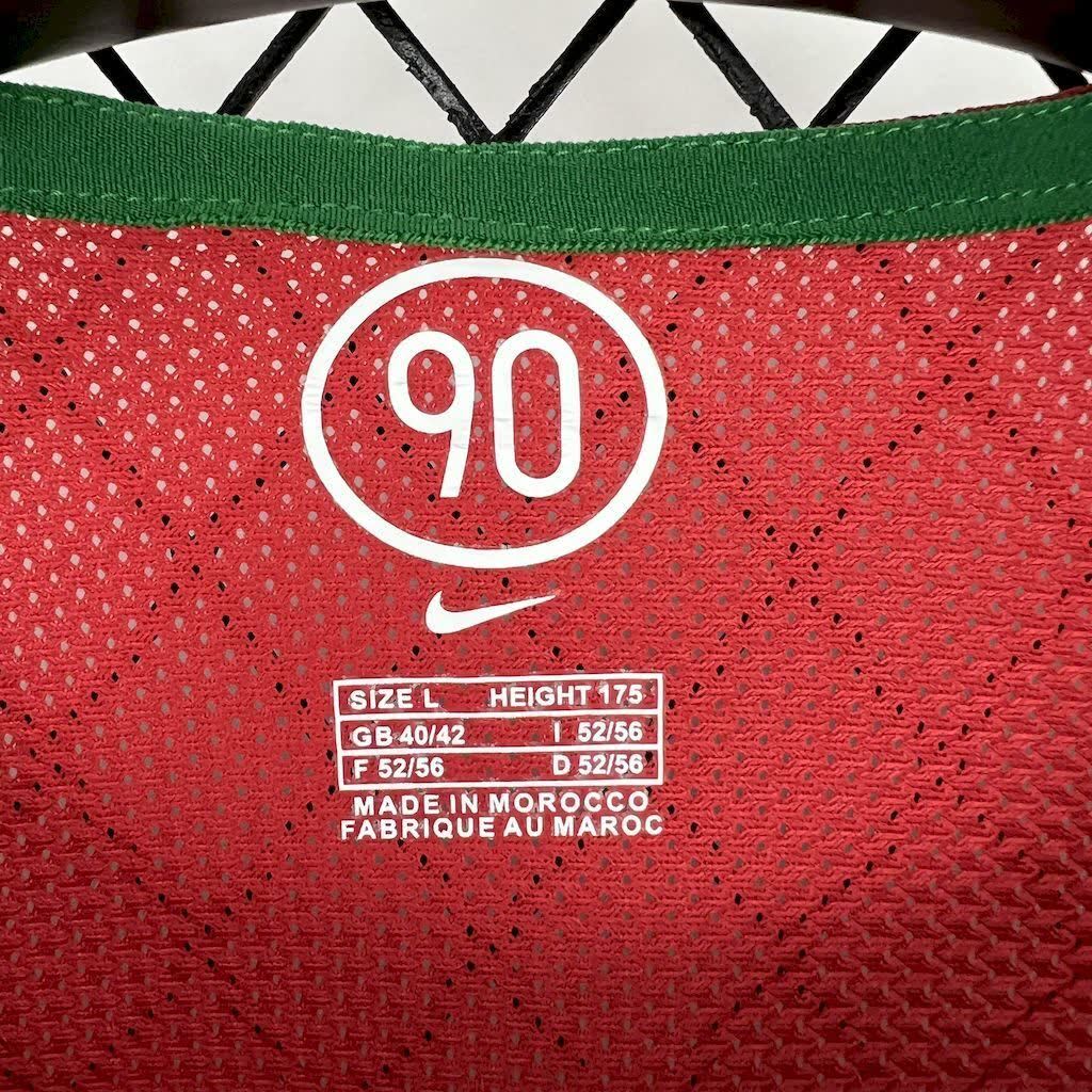 Football Shirt Portugal Home 04-05 Retro extra 2