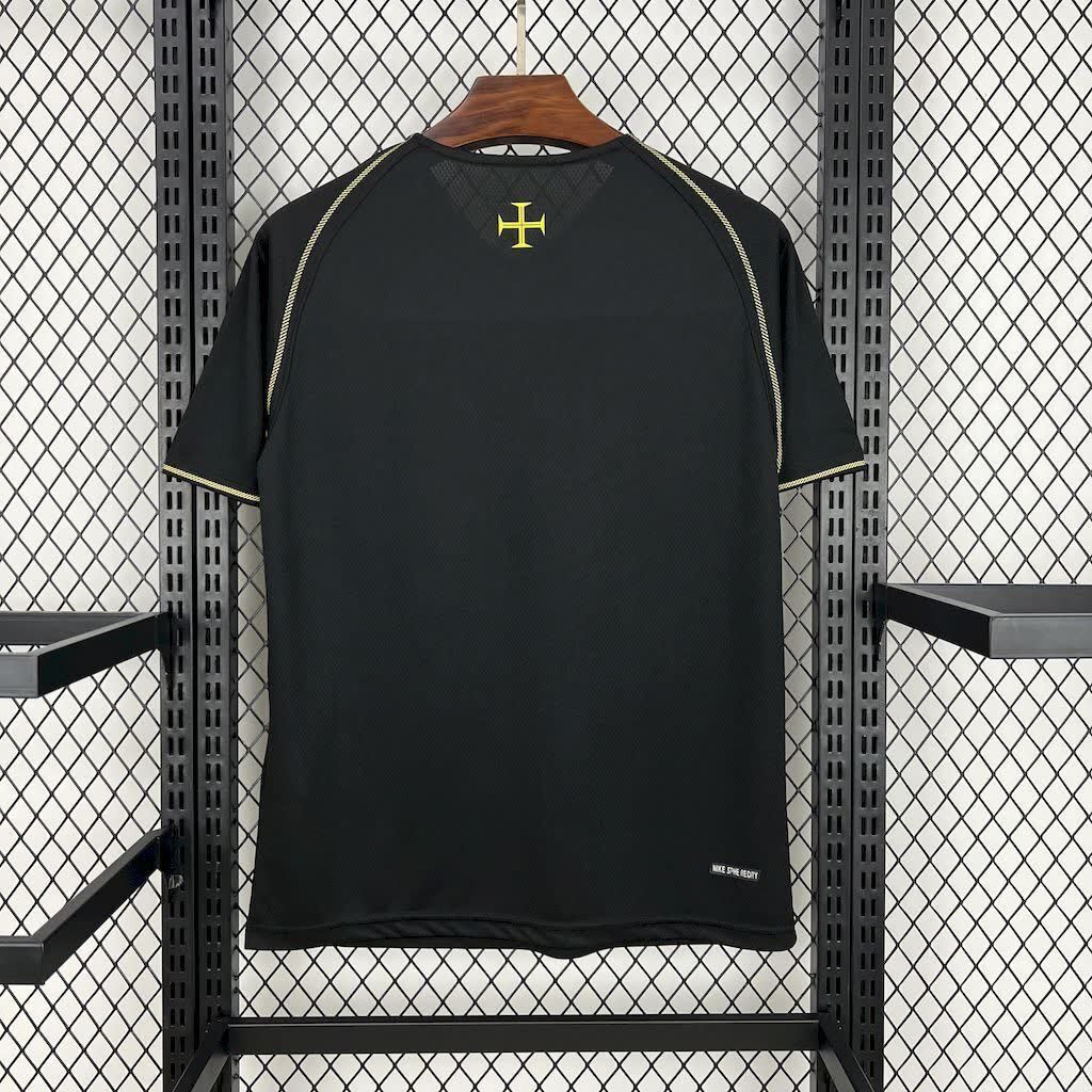 Football Shirt Portugal Away 06-07 Retro back