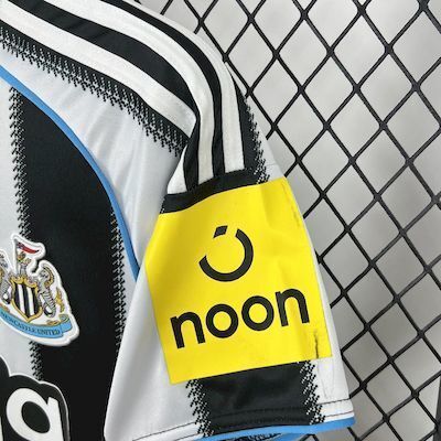 Football Shirt Newcastle United Home 25-26 extra 2