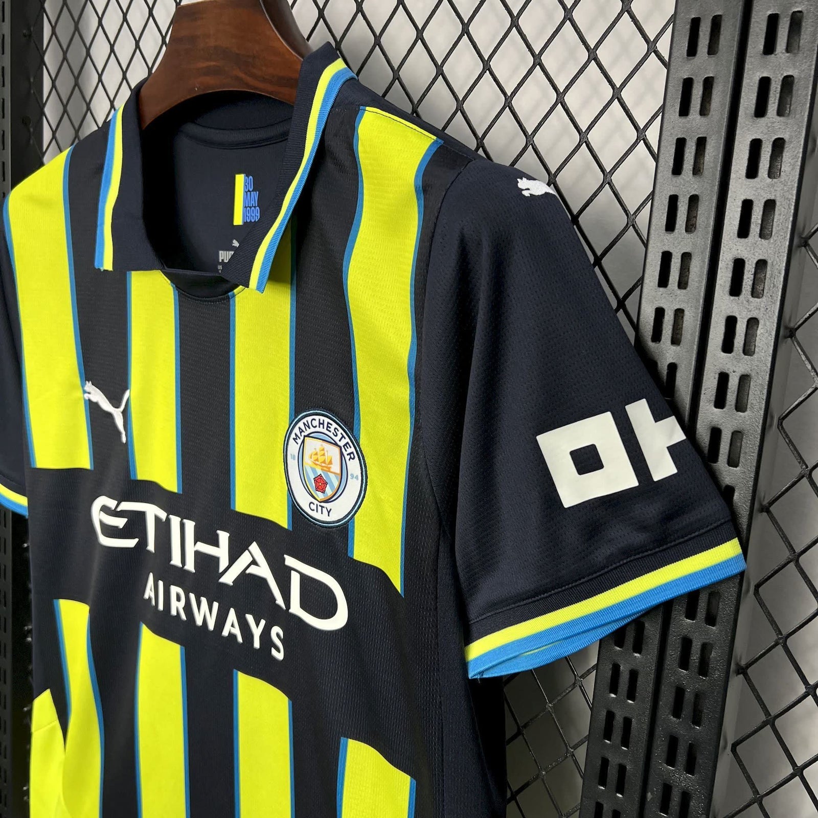 Football Shirt Manchester City Away 24-25 extra 2