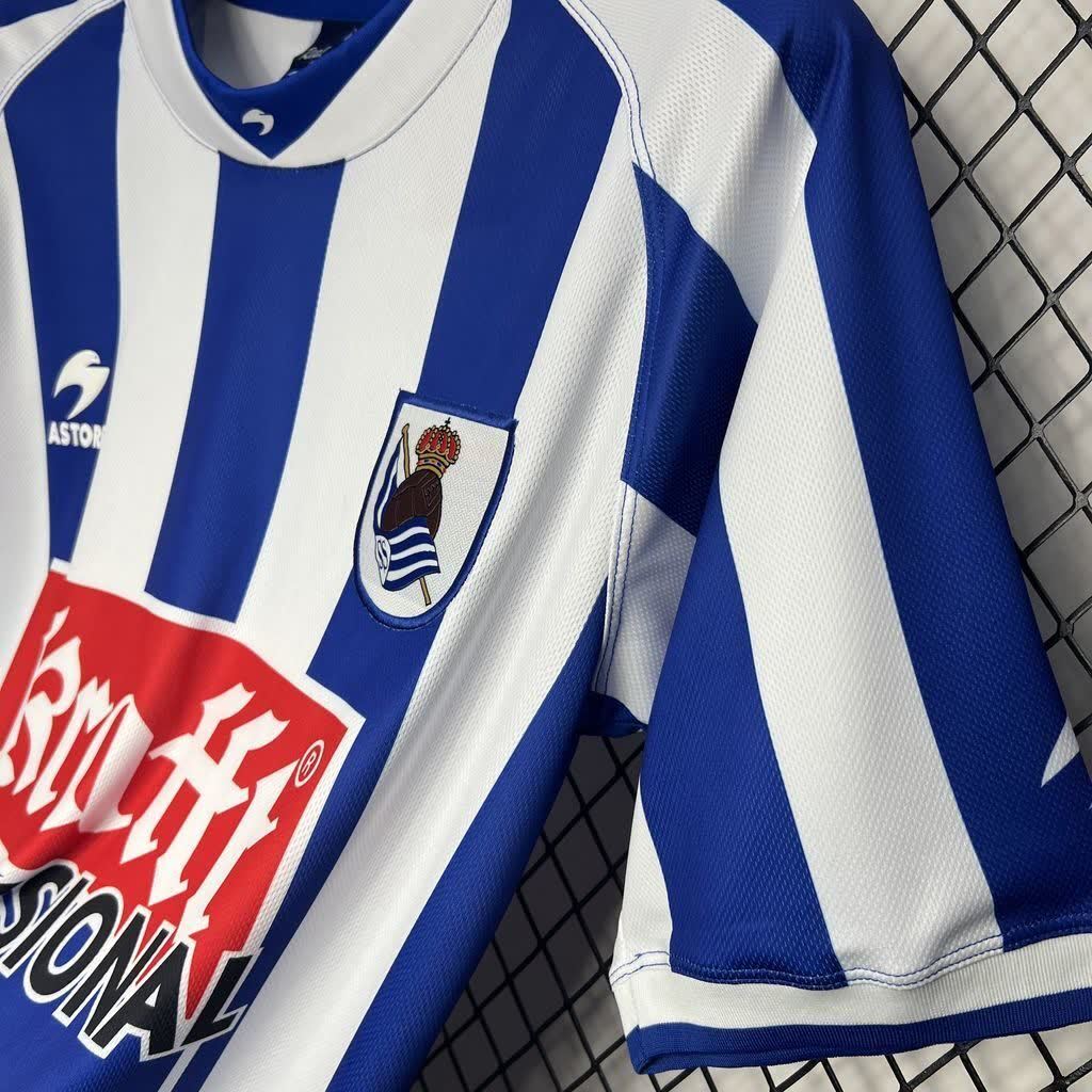 Football Shirt Real Sociedad Home 02-03 extra 2