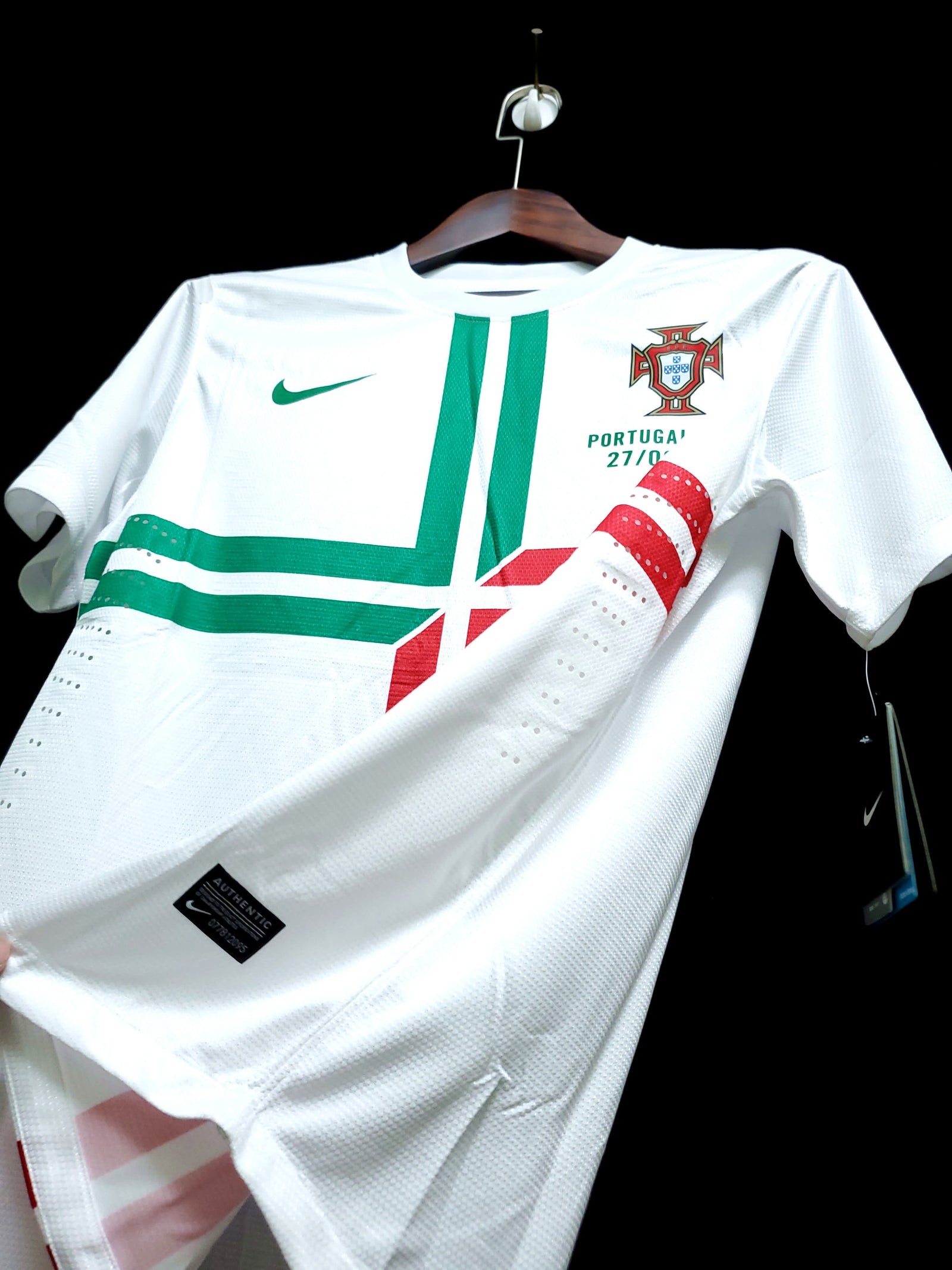 Football Shirt Portugal Away 12-13 Retro extra 2