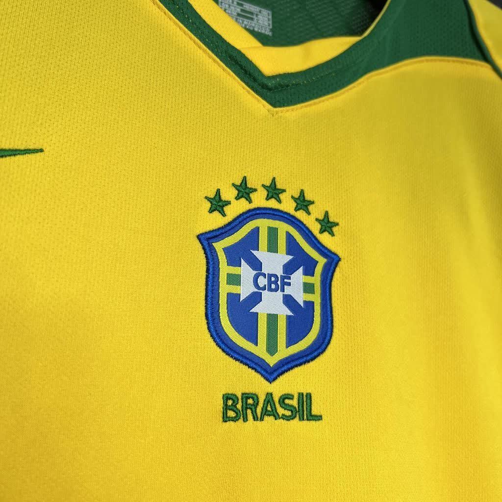 Football Shirt Brazil Home 04-05 Retro extra 4