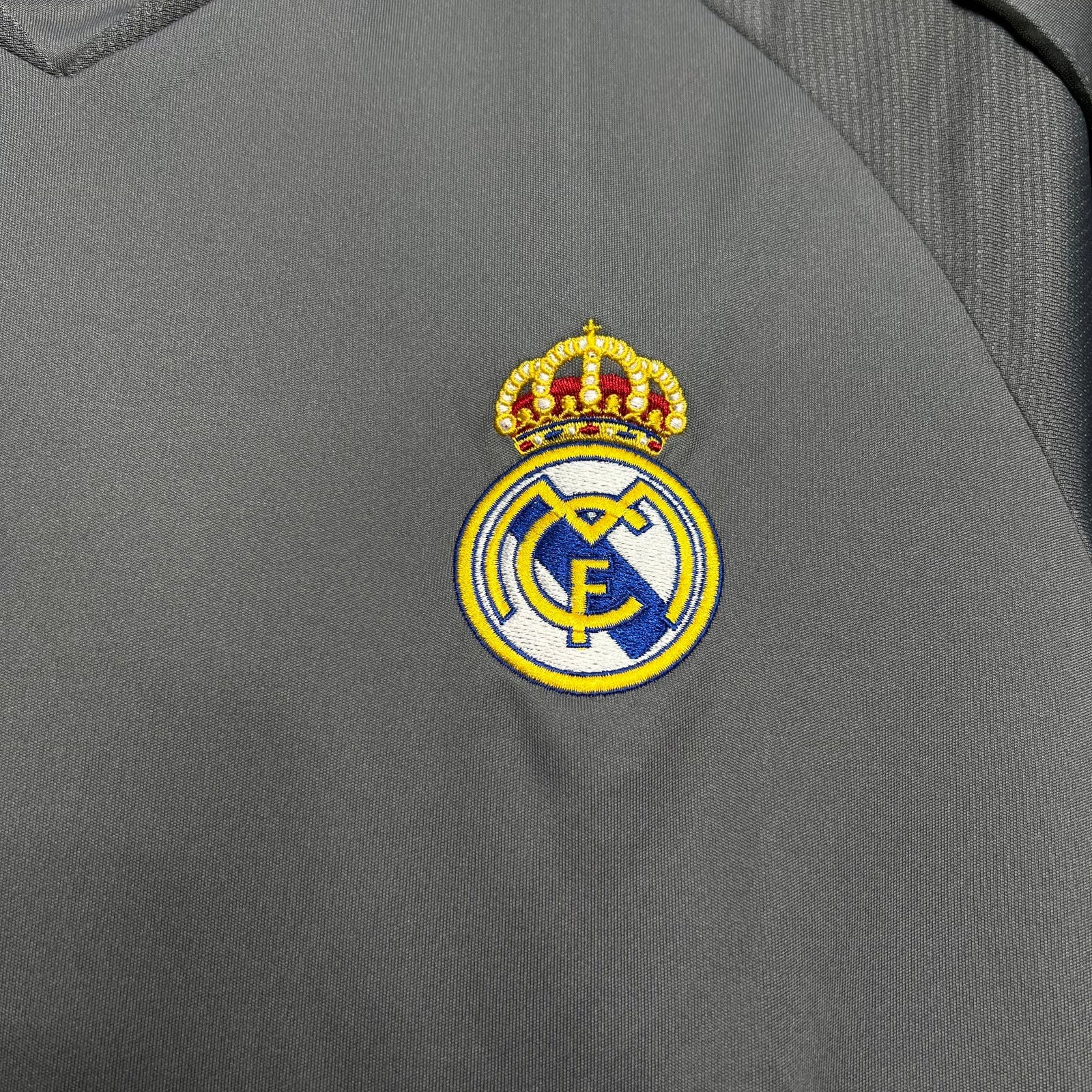 Football Shirt Real Madrid Third 05-06 Retro extra 3