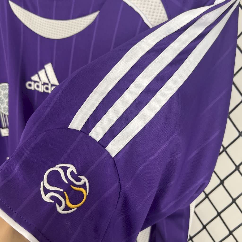 Football Shirt Real Madrid Third 06-07 Retro extra 3