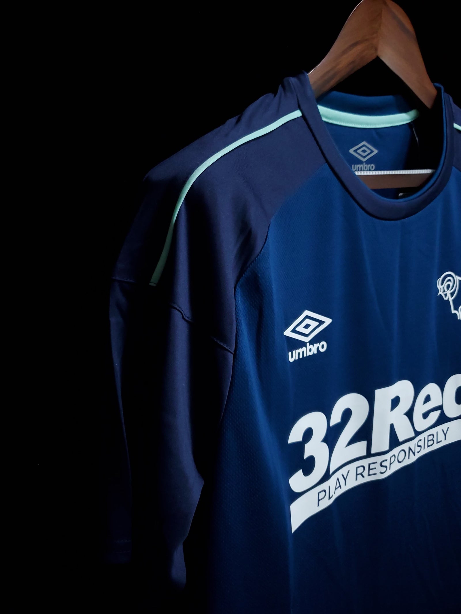 Football Shirt Derbyshire Away 20-21 extra 3