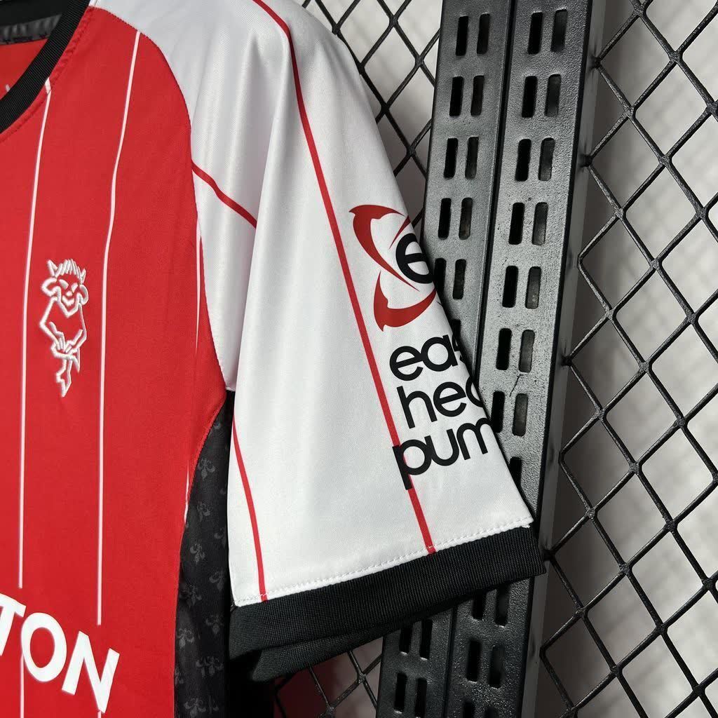 Football Shirt Lincoln City F.C. Home 25-26 extra 3