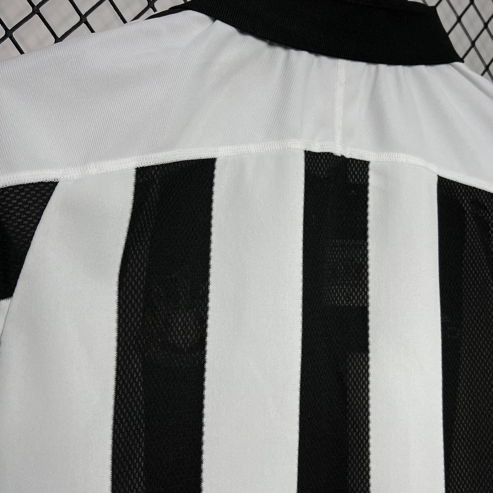 Football Shirt Newcastle United Home 03-05 Retro Long Sleeves extra 3