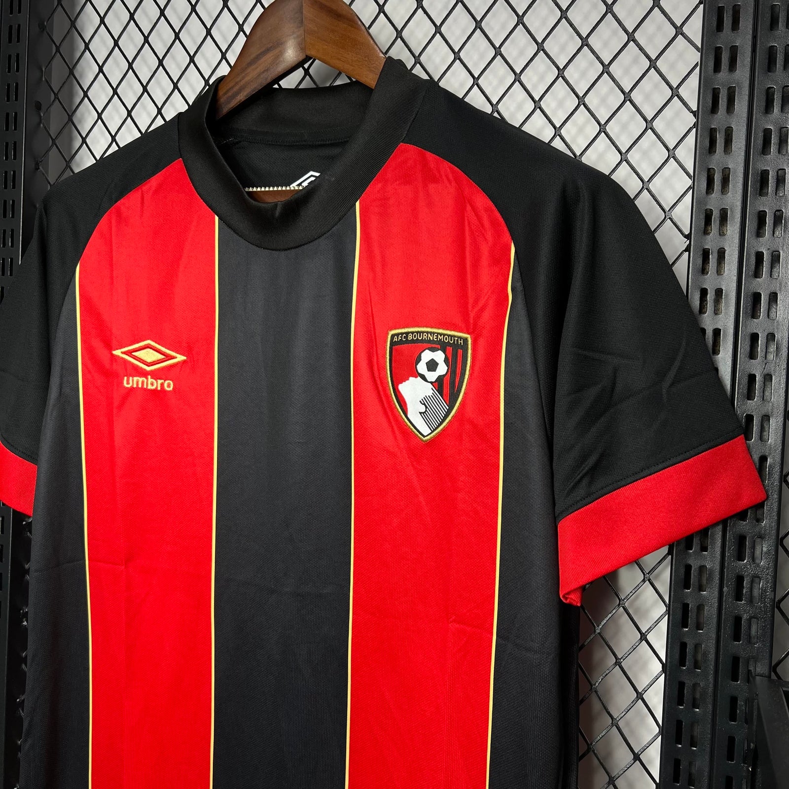 Football Shirt Bournemouth FC Home 24-25 extra 3