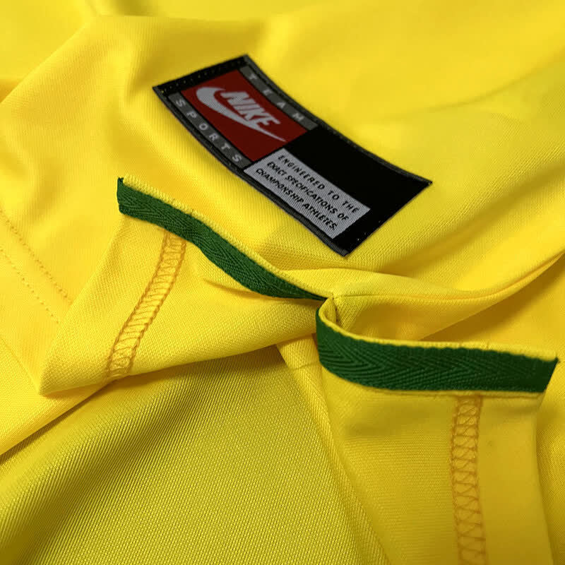 Football Shirt Brazil Home 97-98 extra 3