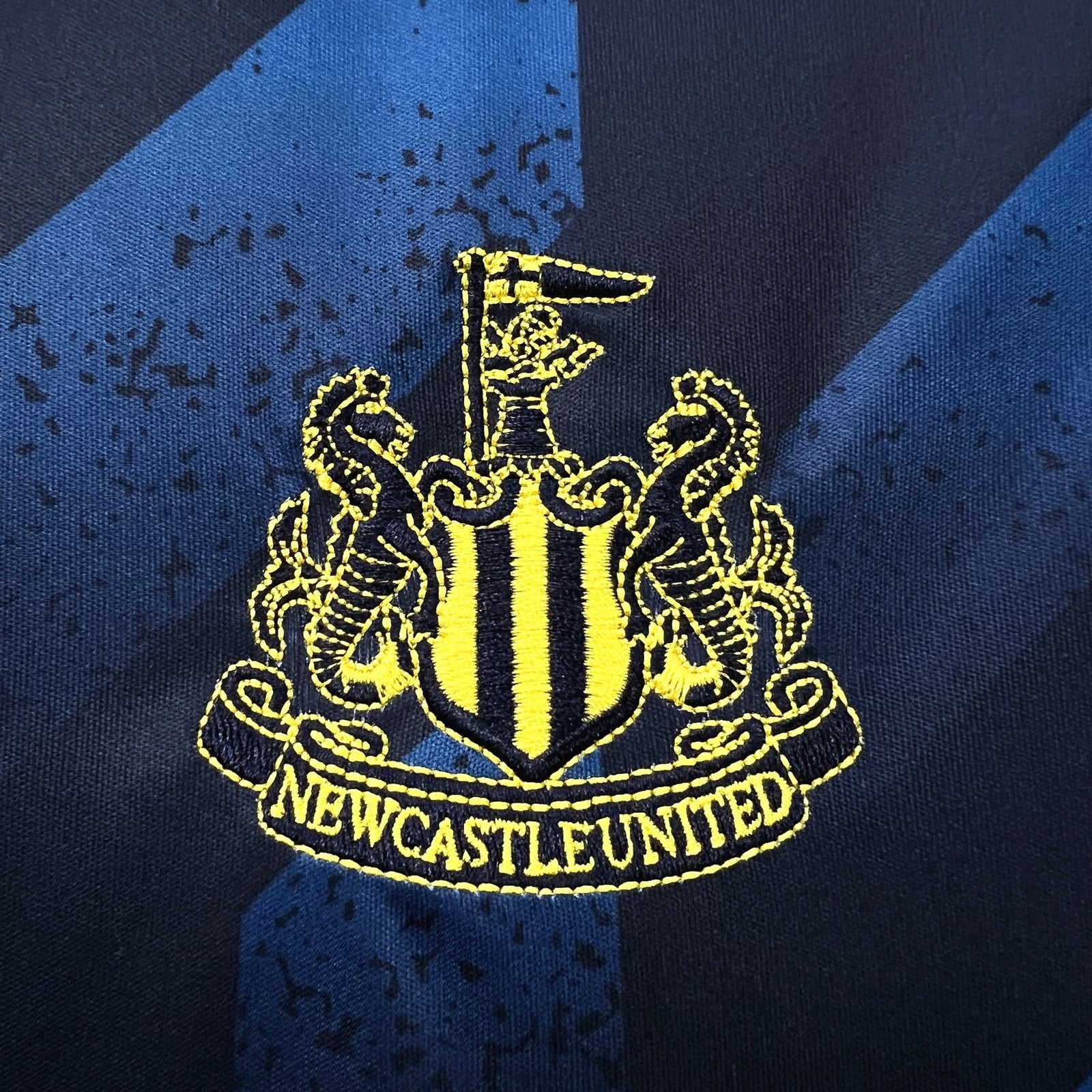 Football Shirt Newcastle United Third 23-24 extra 3