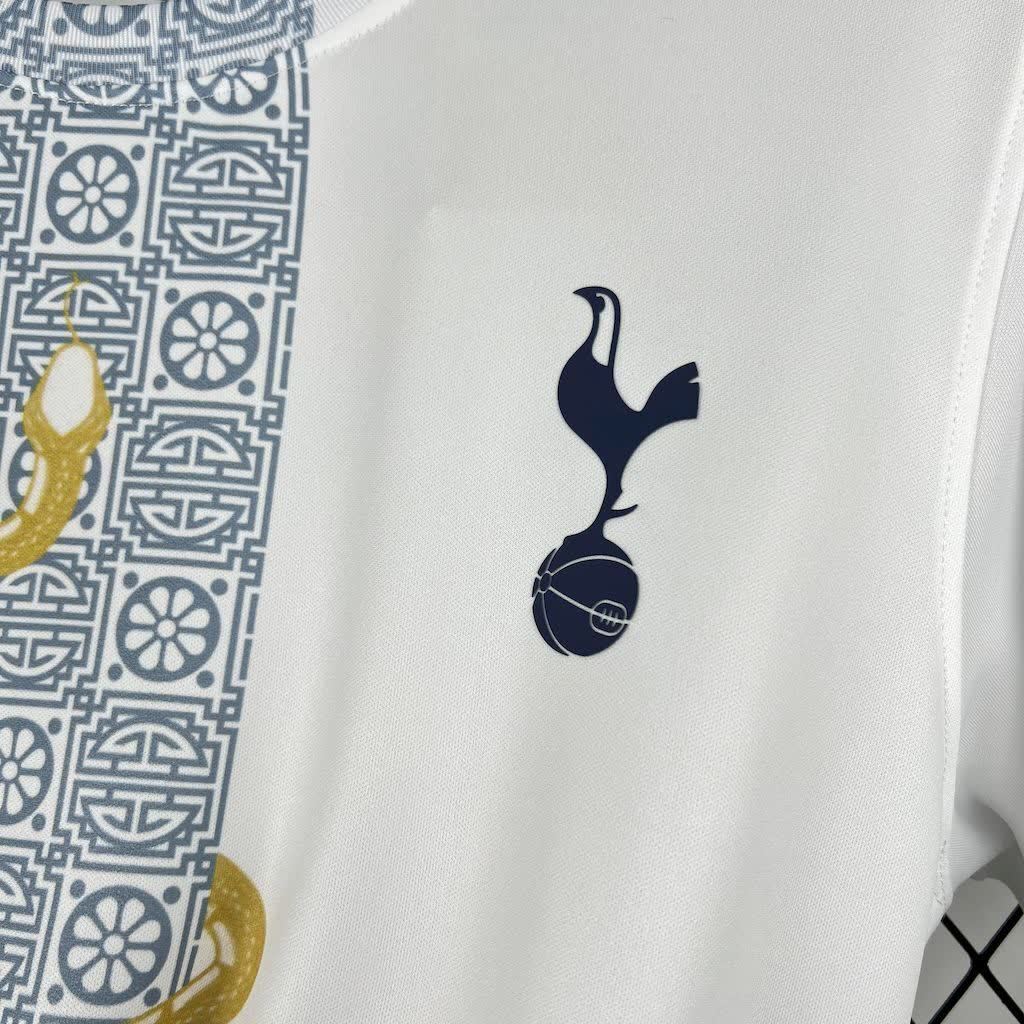 Football Shirt Tottenham Hotspur White Gold Snake Edition 25-26 extra 3
