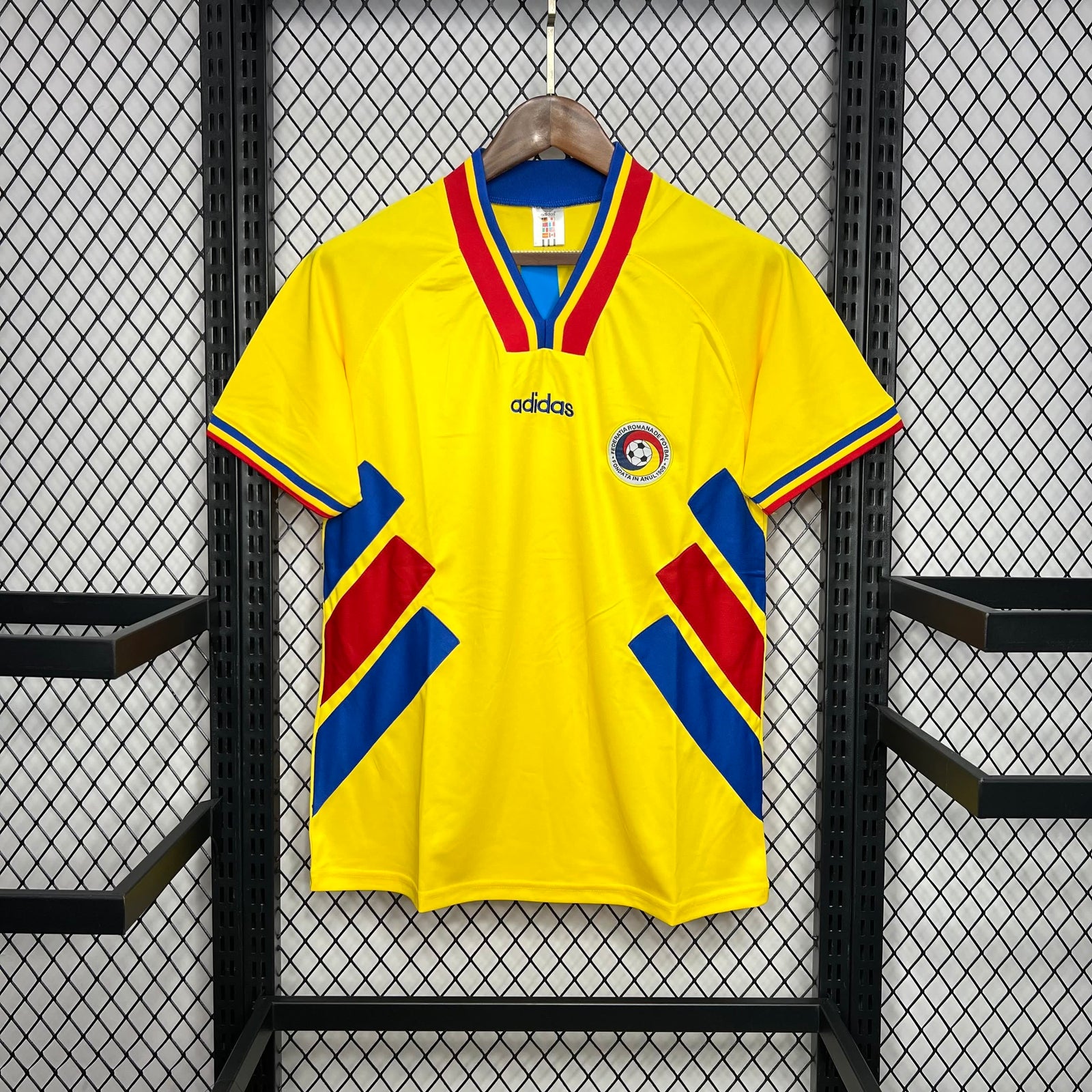 Football Shirt Romania Home 94-95 Retro extra 3