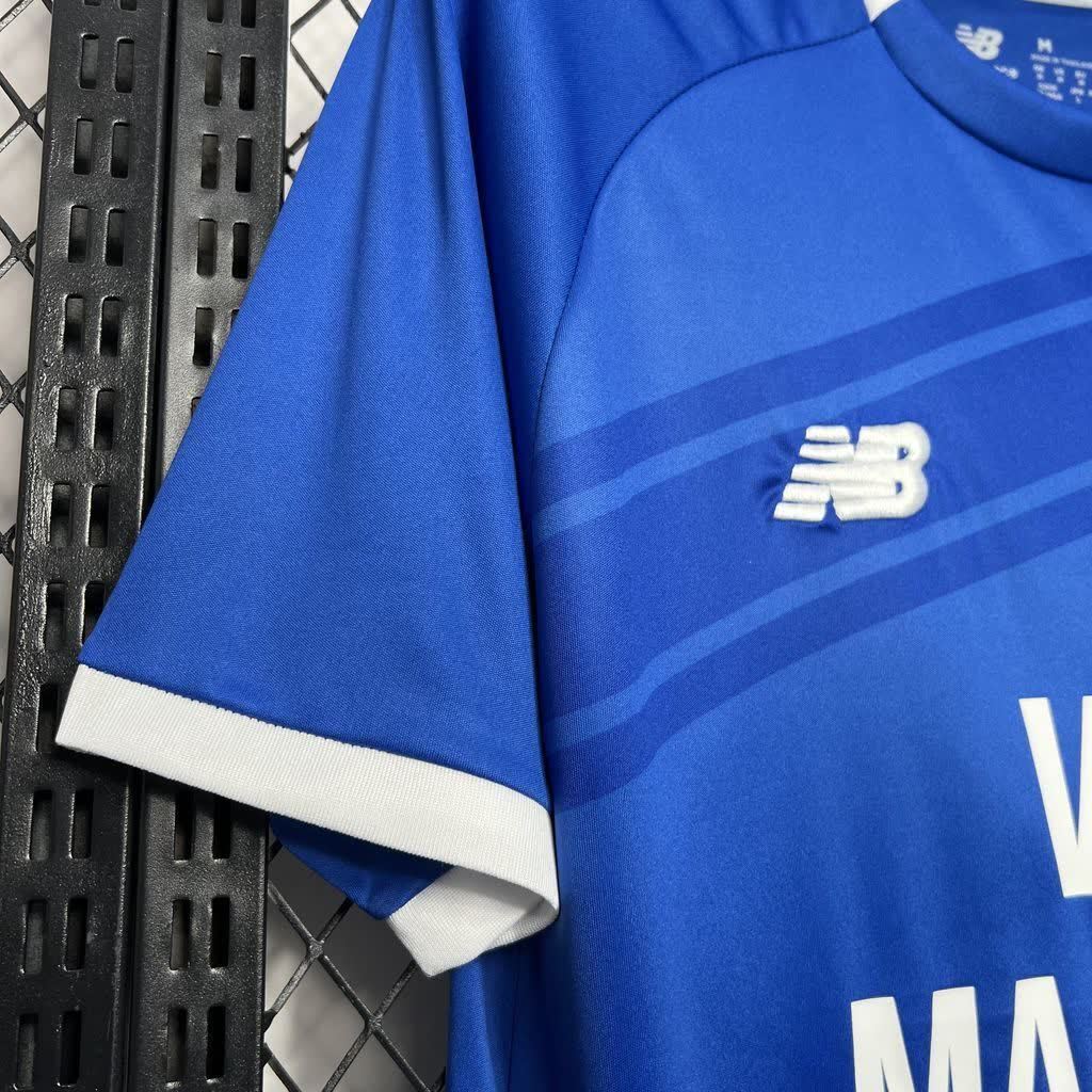 Football Shirt Cardiff City Home 24-25 extra 4