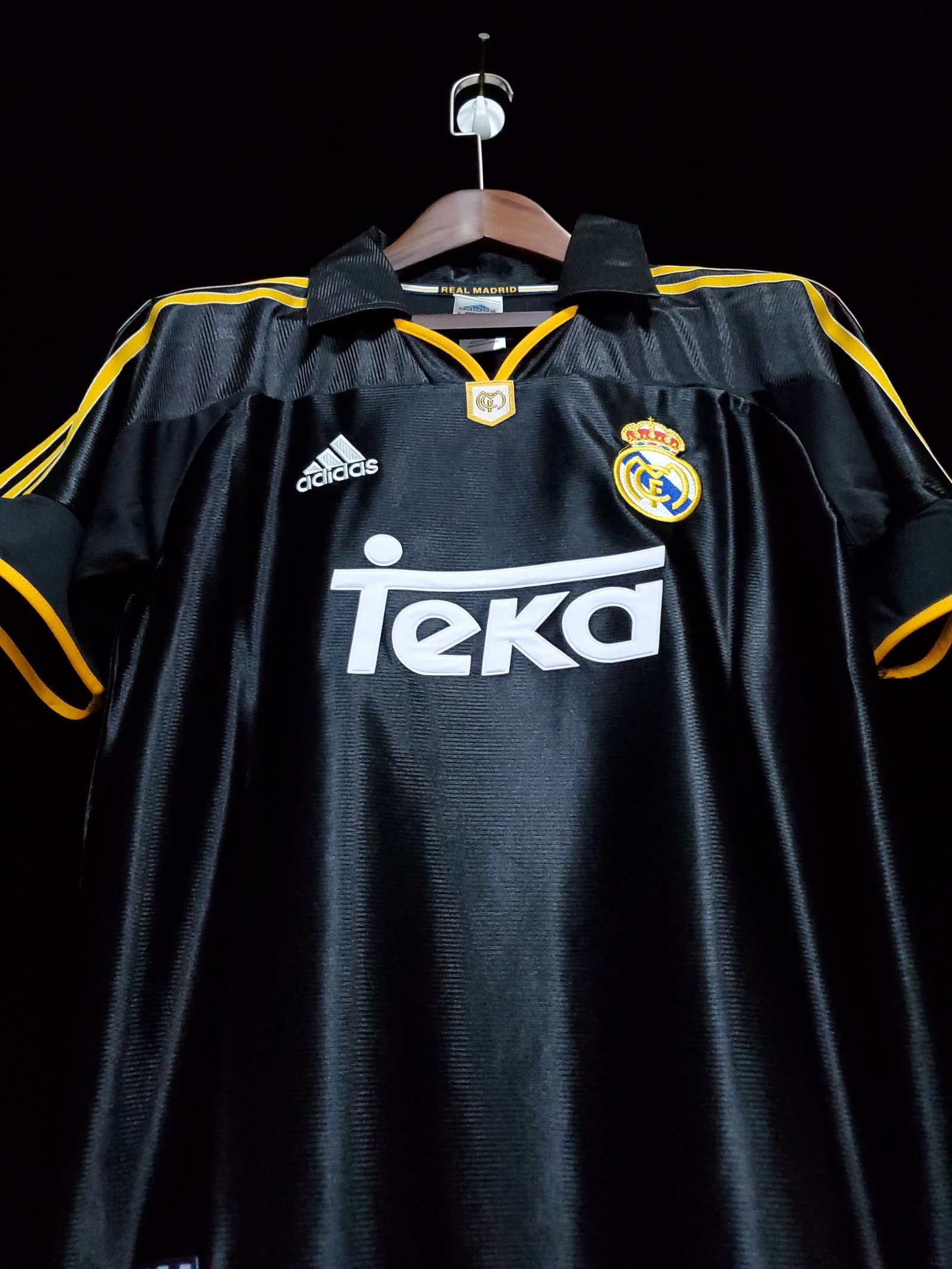 Football Shirt Real Madrid Away 98-99 Retro extra 3