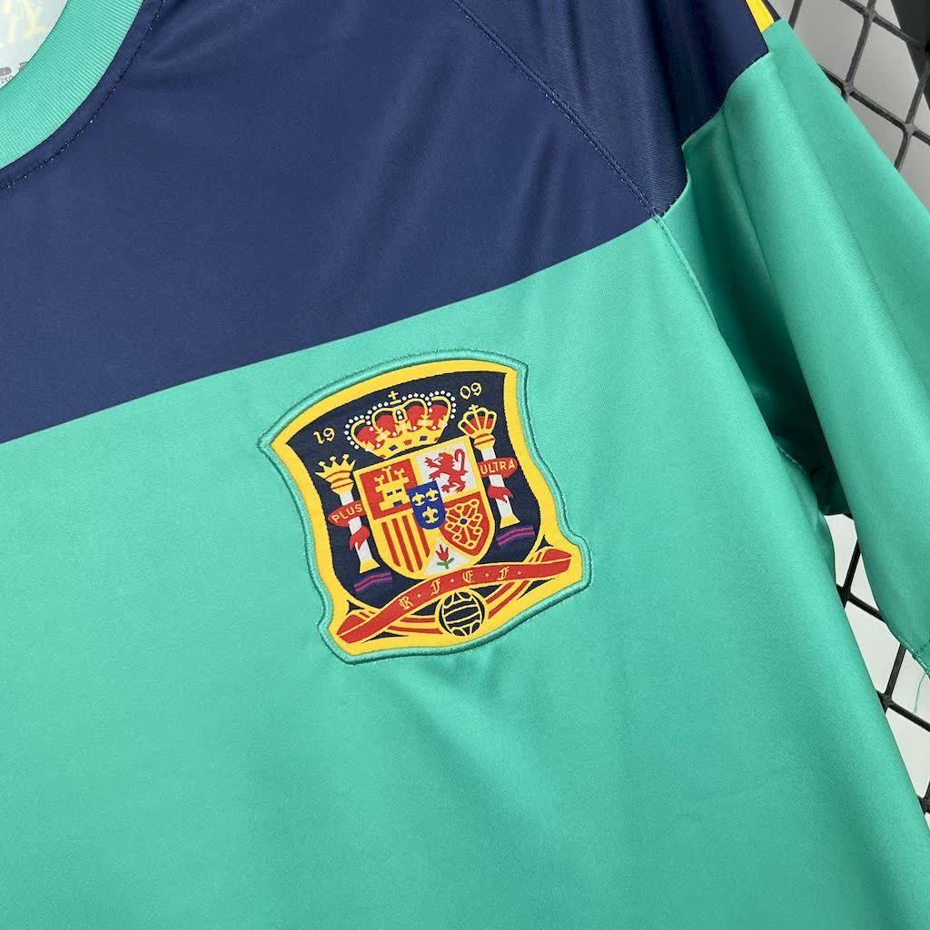 Football Shirt Spain Goalkeeper 2010 Retro extra 4