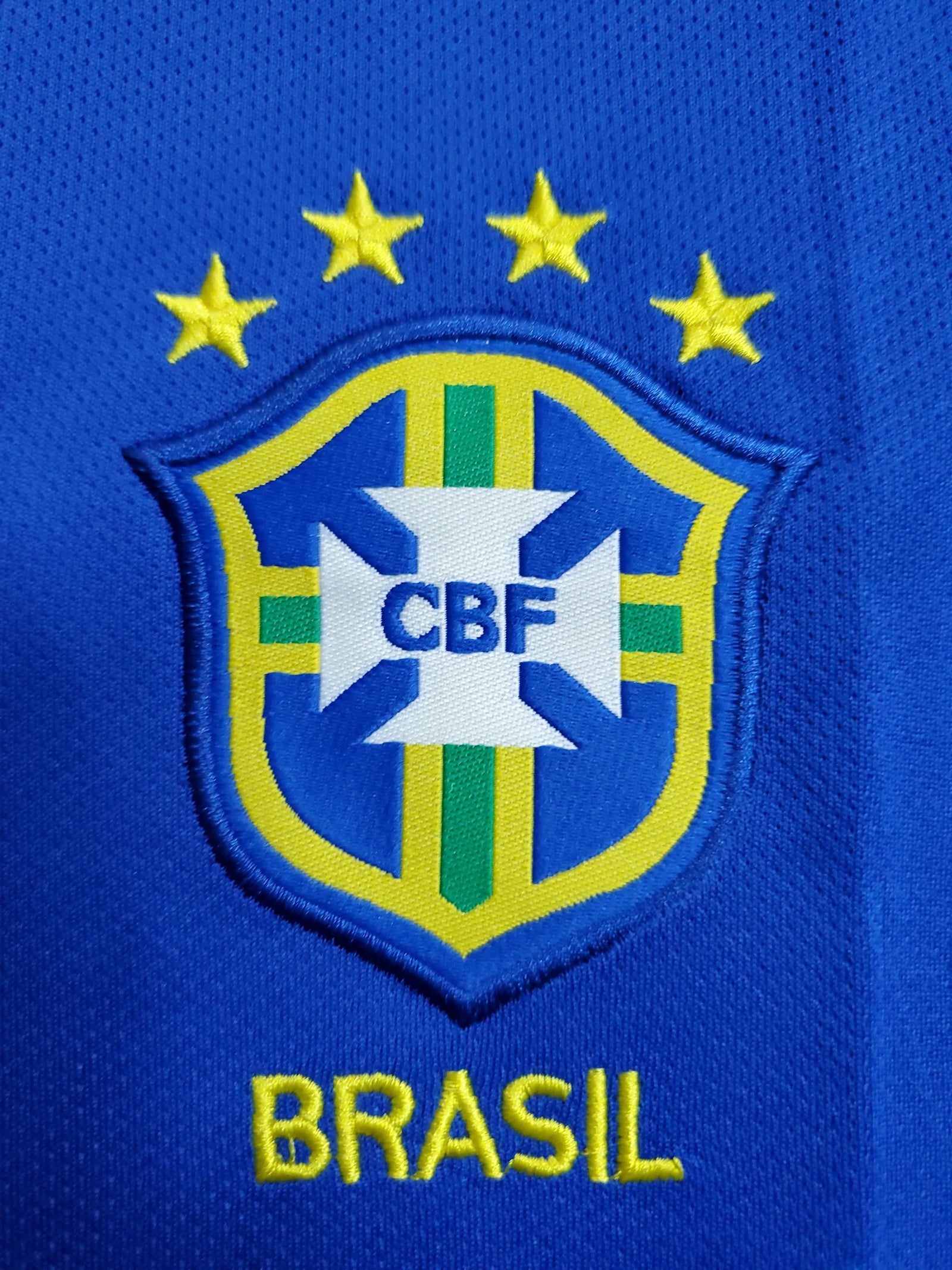 Football Shirt Brazil Away 2002 Retro back