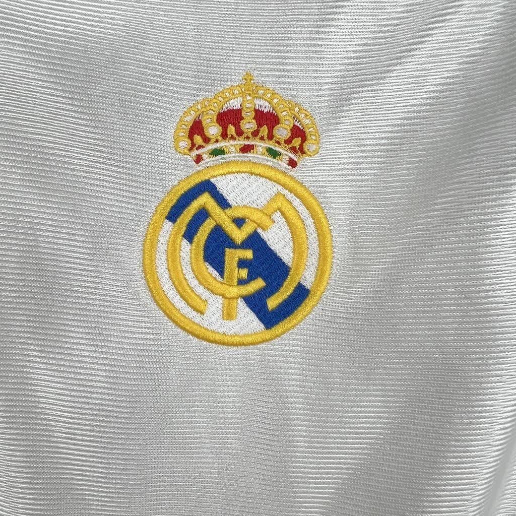 Football Shirt Real Madrid Home 98-00 Retro extra 4