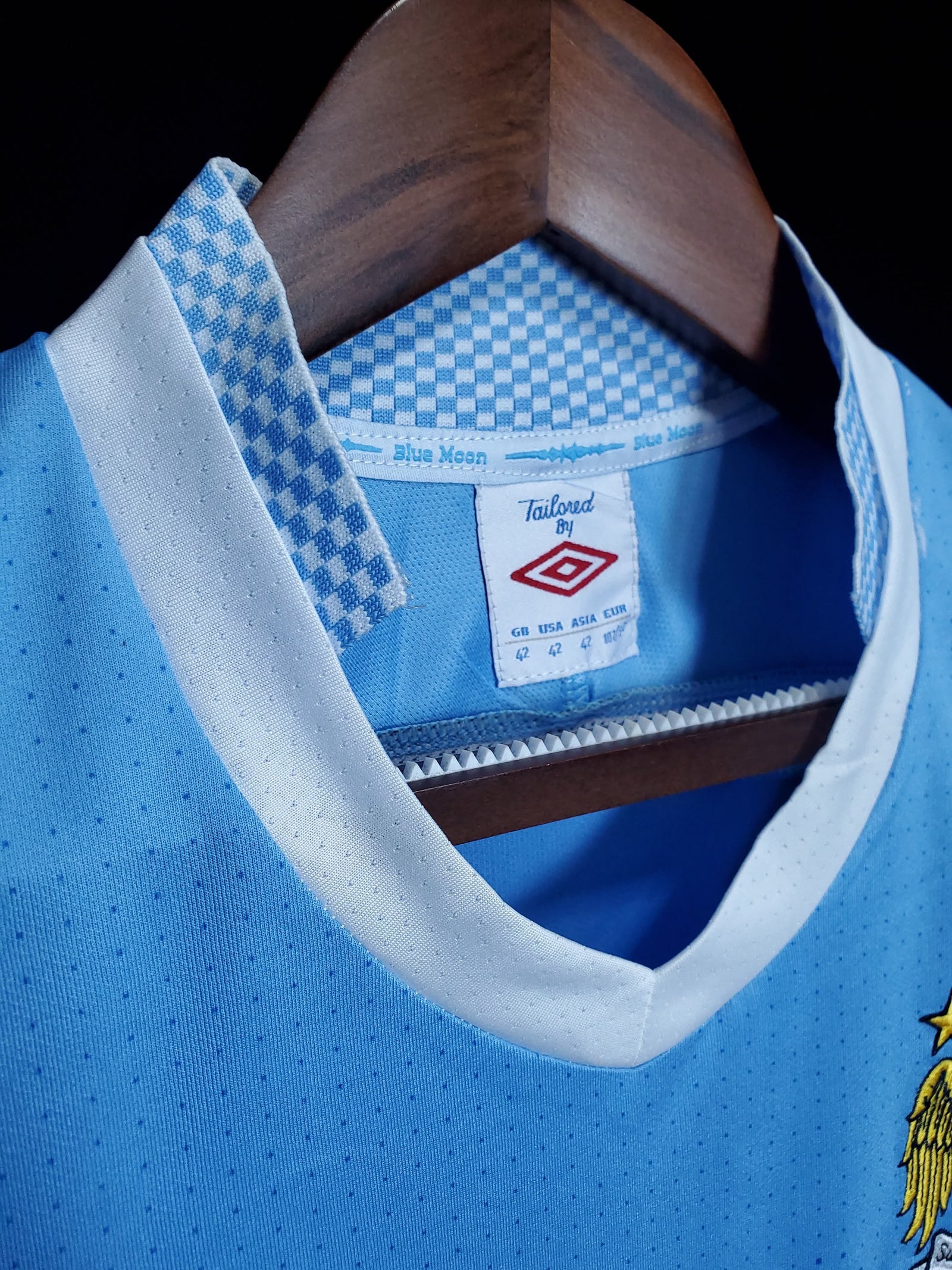Football Shirt Manchester City Home 11-12 extra 4