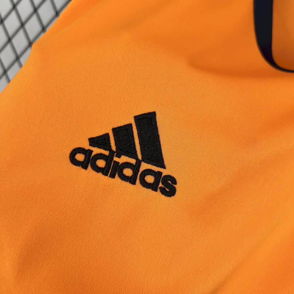 Football Shirt Real Madrid Third 13-14 Retro extra 4