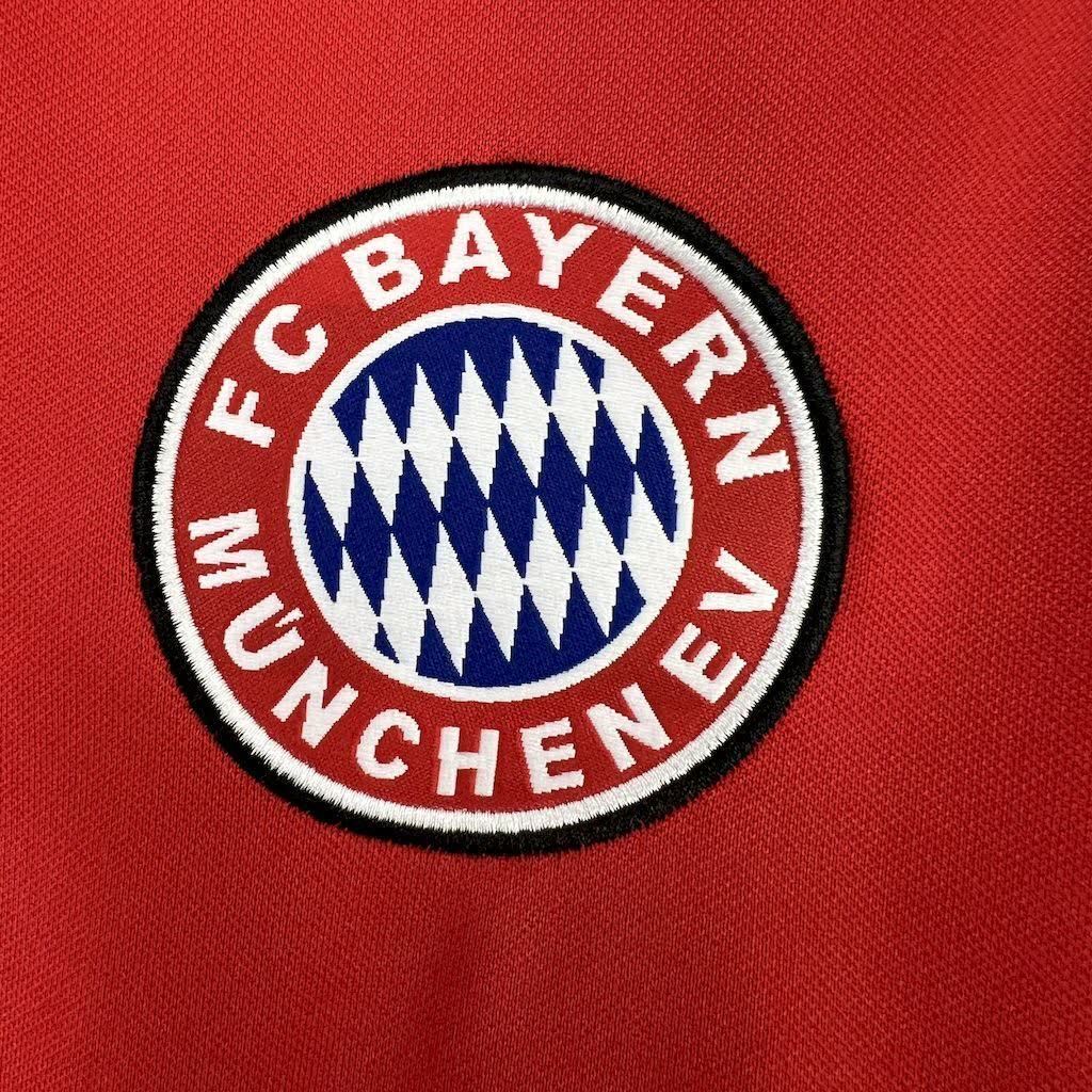 Football Shirt Bayern Munich UCL 25-26 Retro extra 4