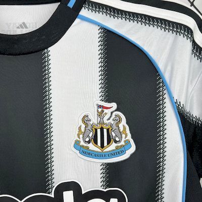 Football Shirt Newcastle United Home 25-26 extra 5