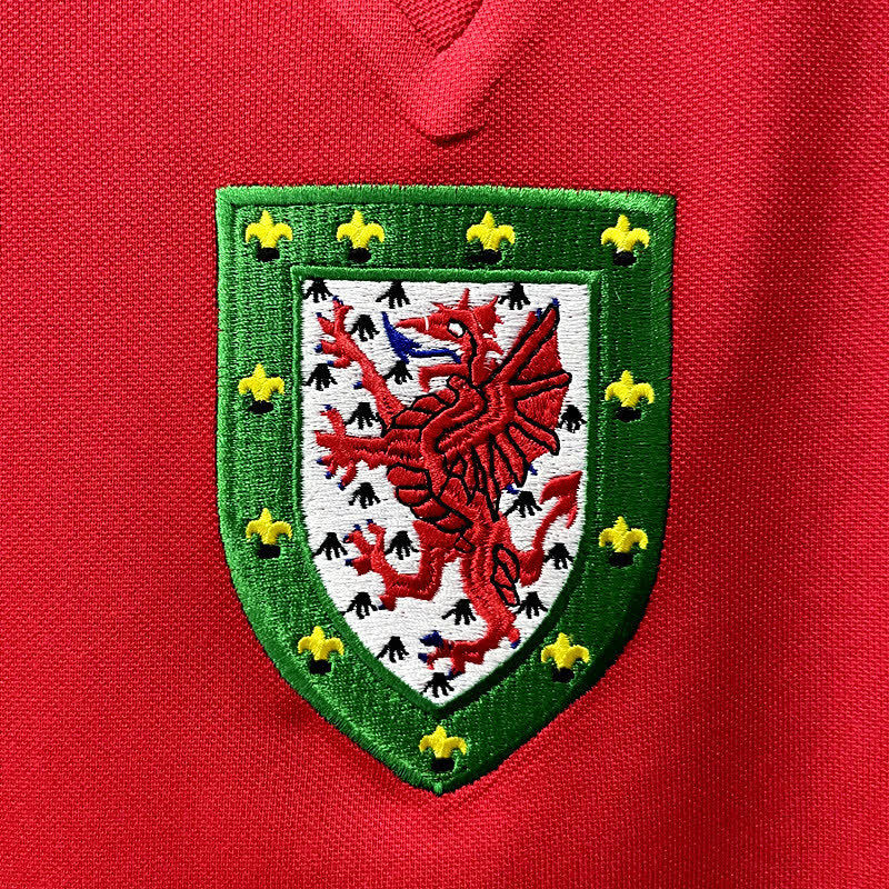 Football Shirt Wales Home 76-79 Retro extra 5