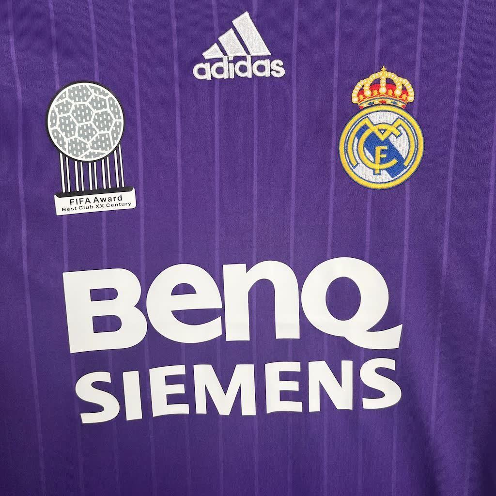 Football Shirt Real Madrid Third 06-07 Retro extra 5