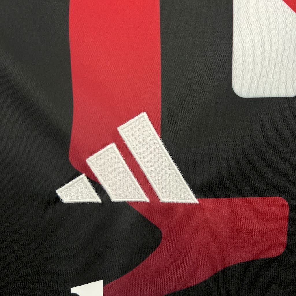 Football Shirt Manchester United Pre Match 25-26 extra 5
