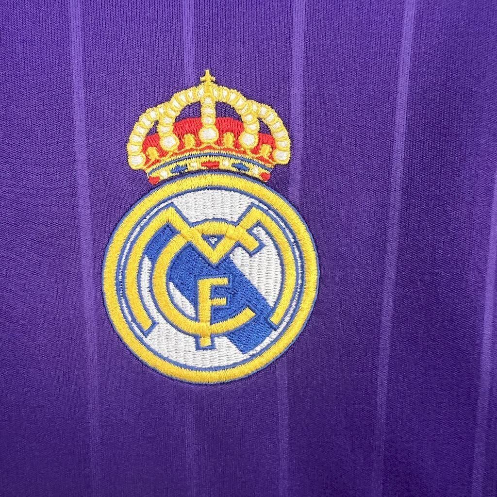 Football Shirt Real Madrid Third 06-07 Retro extra 6