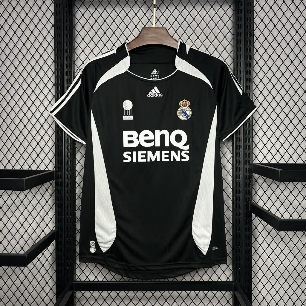 Football Shirt Real Madrid Third 06-07 extra 6
