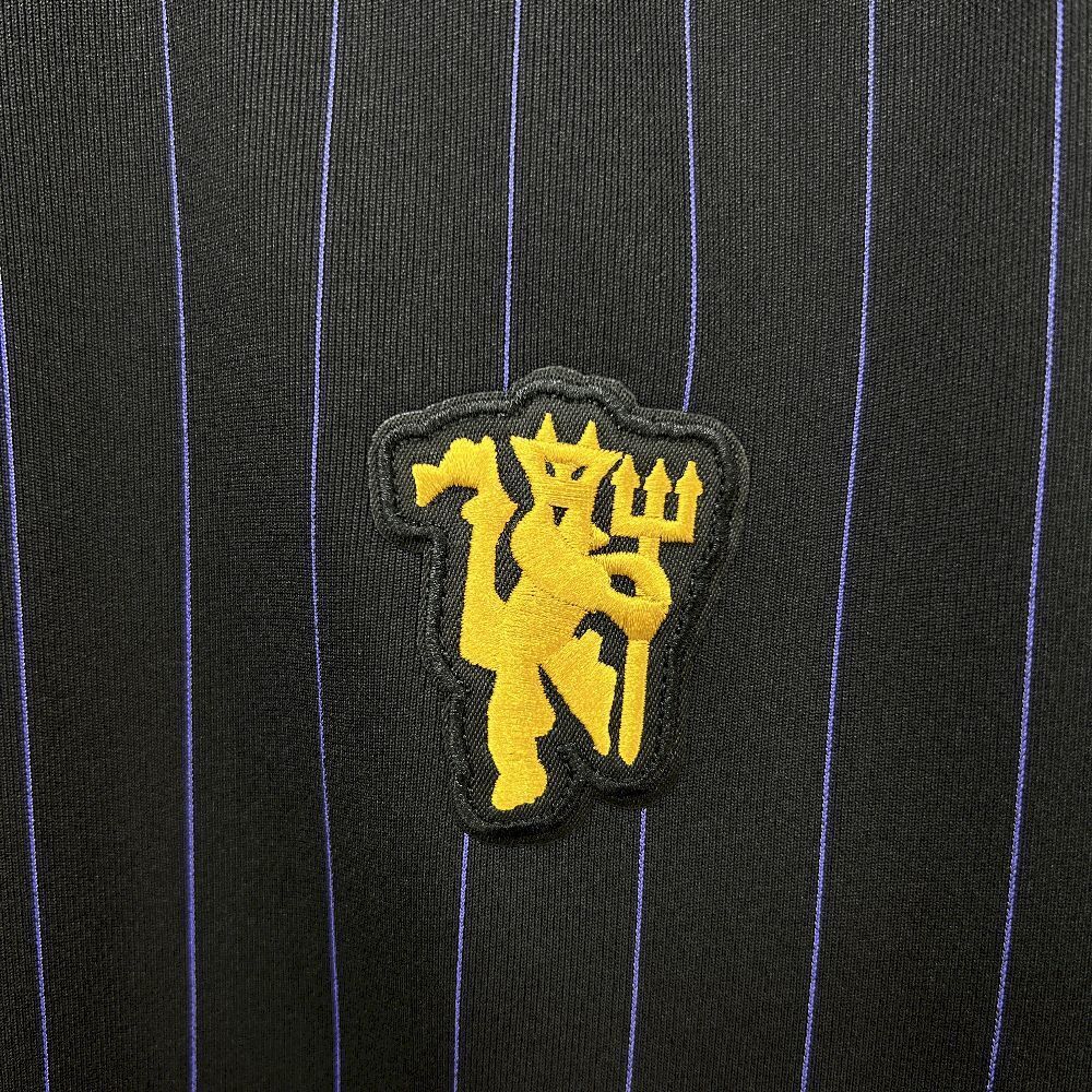 Football Shirt Manchester United Terrace Icons 25-26 extra 6