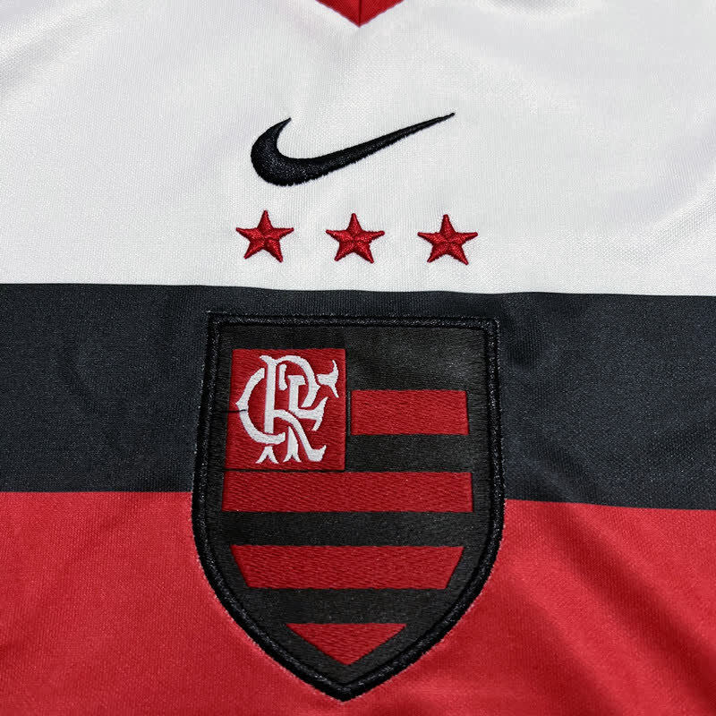 Football Shirt Flamengo Away 01-02 Retro extra 6